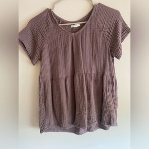 Size XS Woman’s purple top